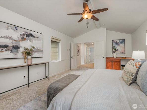 10269 Eastridge Drive NE, Redmond WA 98053