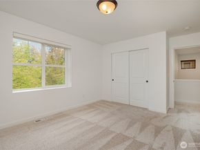 10269 Eastridge Drive NE, Redmond WA 98053