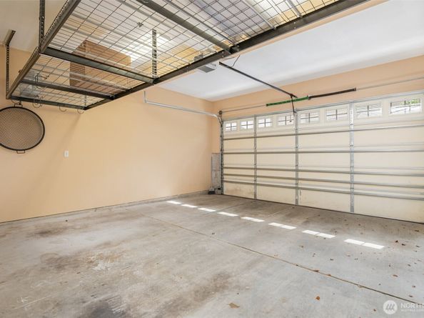 10269 Eastridge Drive NE, Redmond WA 98053