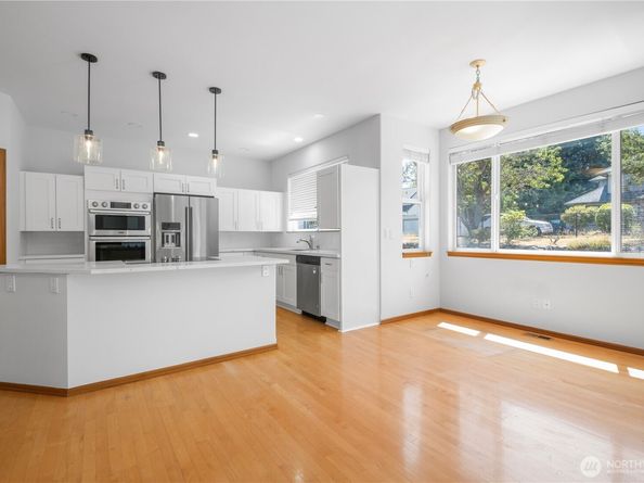 1021 SW 120th Street, Seattle WA 98146