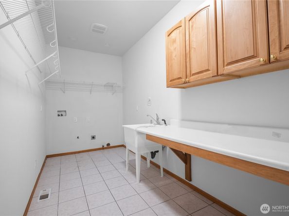 1021 SW 120th Street, Seattle WA 98146