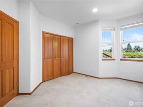 1021 SW 120th Street, Seattle WA 98146