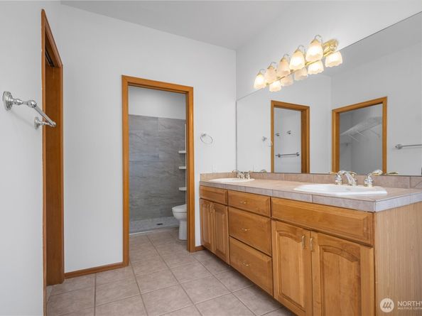 1021 SW 120th Street, Seattle WA 98146