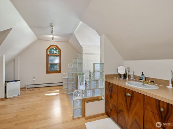 7776 Fragaria Road, Olalla WA 98359