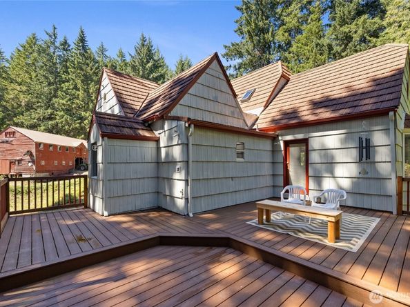 7776 Fragaria Road, Olalla WA 98359