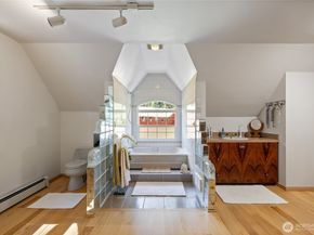7776 Fragaria Road, Olalla WA 98359