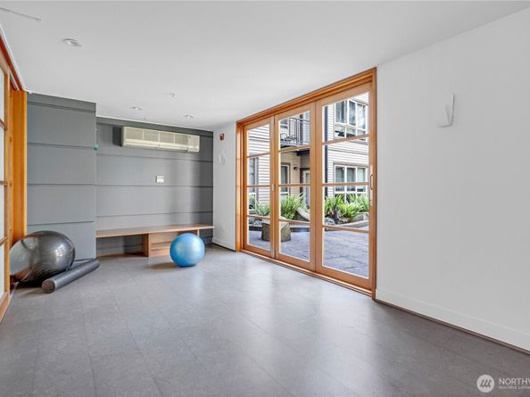 1420 E Pine Street E307, Seattle WA 98122