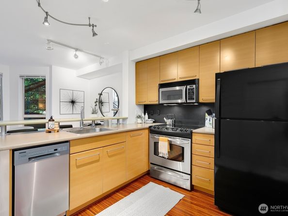 1420 E Pine Street E307, Seattle WA 98122