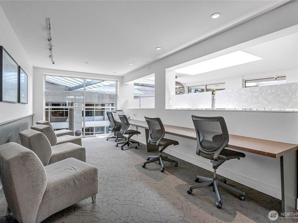 1420 E Pine Street E307, Seattle WA 98122