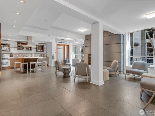 1420 E Pine Street E307, Seattle WA 98122