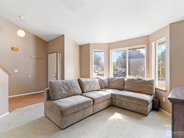 834 23rd Street SE, Auburn WA 98002