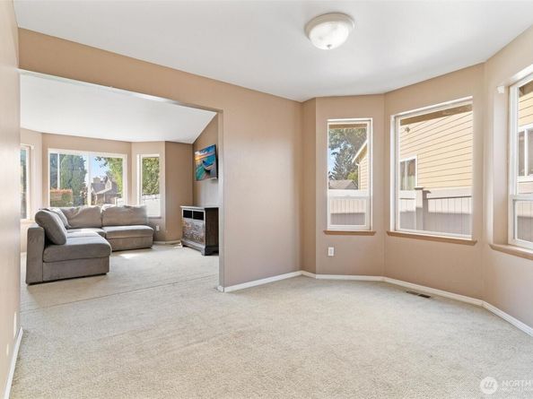 834 23rd Street SE, Auburn WA 98002