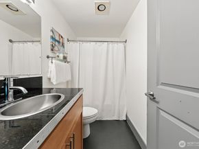3661 Phinney Avenue N 101, Seattle WA 98103