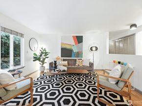 3661 Phinney Avenue N 101, Seattle WA 98103