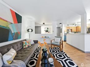 3661 Phinney Avenue N 101, Seattle WA 98103