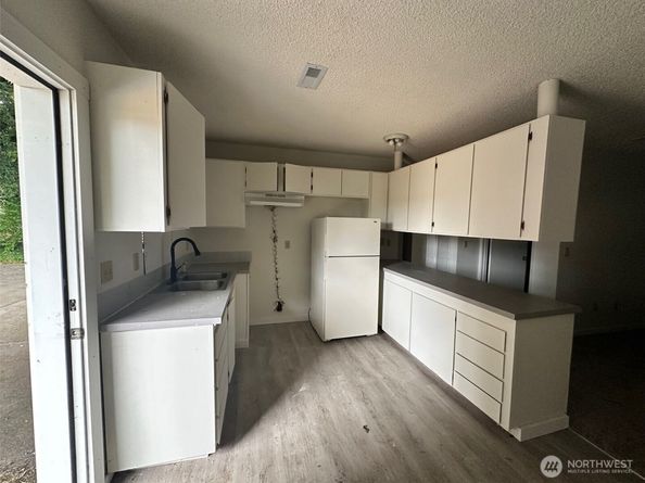 403 L Street SE A&B, Auburn WA 98002