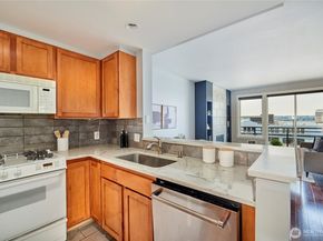 2607 Western Avenue 553, Seattle WA 98121