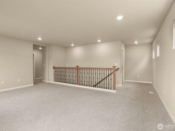 12011 SE 299th Place, Auburn WA 98092