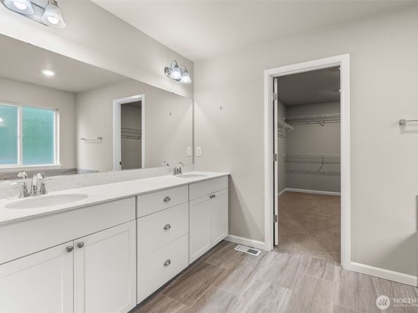 12011 SE 299th Place, Auburn WA 98092