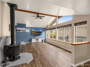 9413 2nd Drive SE, Everett WA 98208