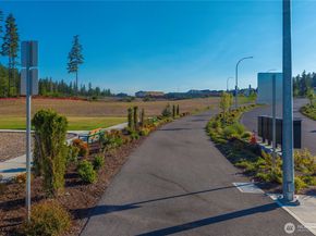 3959 McCormick Village Drive, Bremerton WA 98312