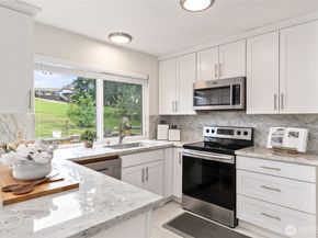 3919 SW 313th Street, Federal Way WA 98023