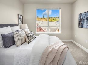 1840 25th Avenue NE 412, Issaquah WA 98029