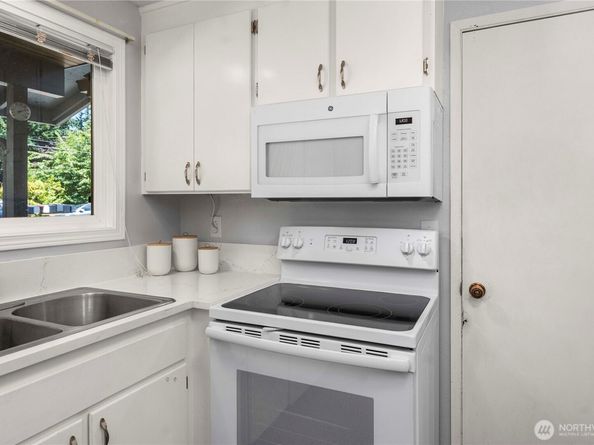 725 N 188th Street, Shoreline WA 98133