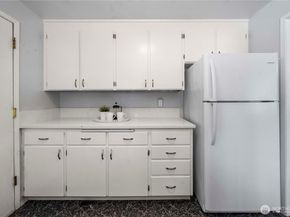 725 N 188th Street, Shoreline WA 98133