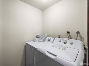 725 N 188th Street, Shoreline WA 98133