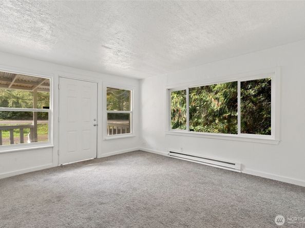 17740 174th Avenue NE, Woodinville WA 98072