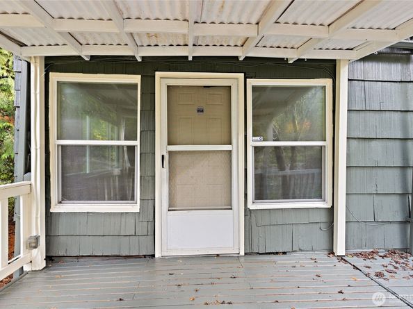 17740 174th Avenue NE, Woodinville WA 98072