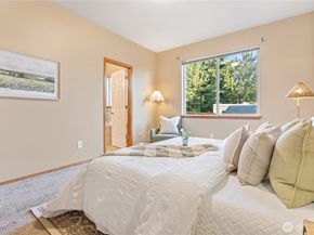 4026 160th Place SE, Bothell WA 98012