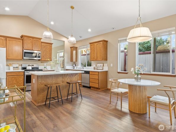 4026 160th Place SE, Bothell WA 98012