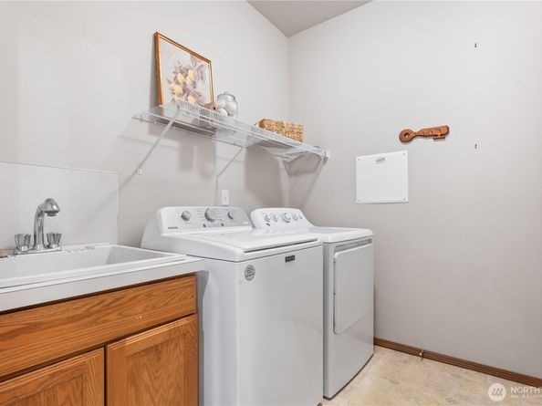 4026 160th Place SE, Bothell WA 98012