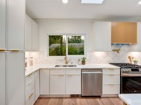 14413 118th Avenue NE, Kirkland WA 98034