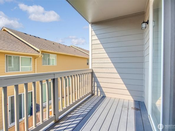 3312 156th Street SW E1, Lynnwood WA 98087