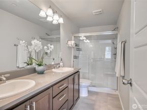 3312 156th Street SW E1, Lynnwood WA 98087