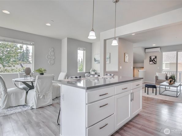 3312 156th Street SW E1, Lynnwood WA 98087