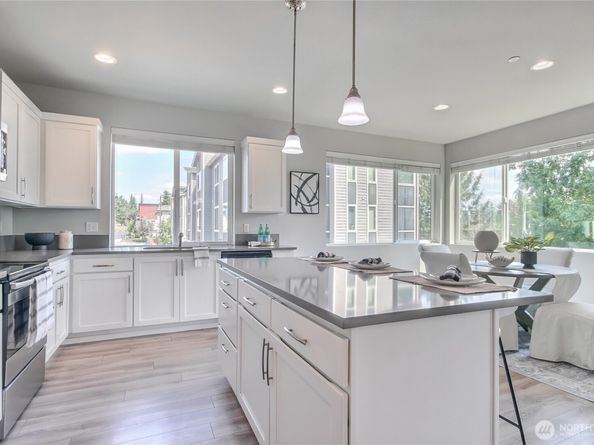 3312 156th Street SW E1, Lynnwood WA 98087