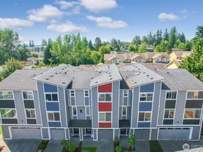 3312 156th Street SW E1, Lynnwood WA 98087
