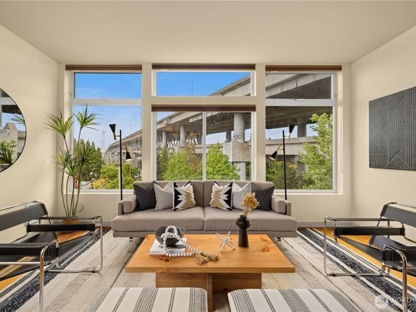 2960 Eastlake Avenue E 403, Seattle WA 98102