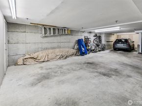2432 Dexter Avenue N 201, Seattle WA 98109