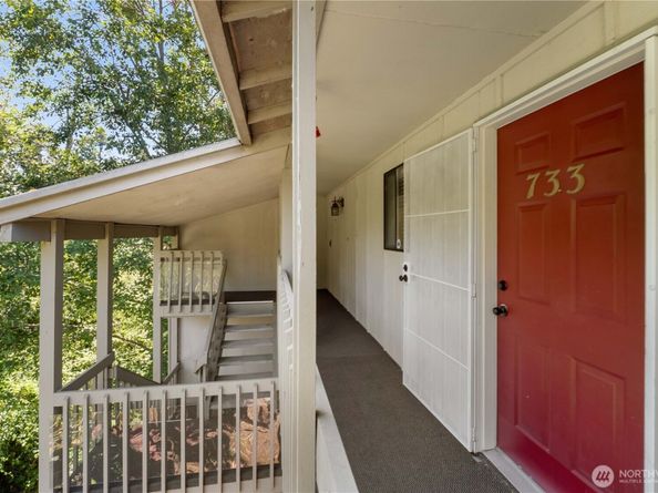 13235 12th Avenue SW 733, Burien WA 98146