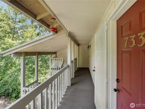 13235 12th Avenue SW 733, Burien WA 98146