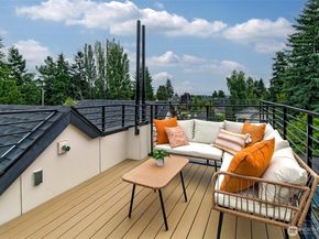 8733 13th Avenue NW C, Seattle WA 98117