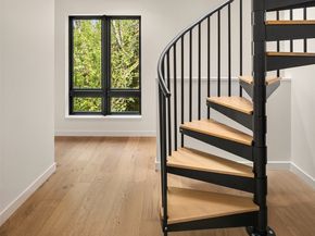 282 118th Avenue SE, Bellevue WA 98005