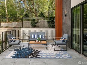282 118th Avenue SE, Bellevue WA 98005