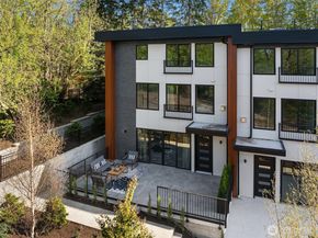 282 118th Avenue SE, Bellevue WA 98005