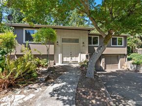 354 NW 177th Street, Shoreline WA 98177